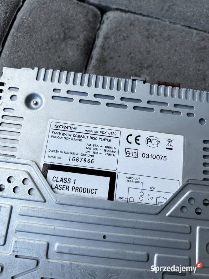 Radio Sony CDXGT29 Szerzyny