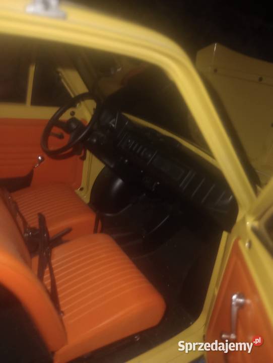 Fiat 126p z przyczepa niewiadow Deagostini