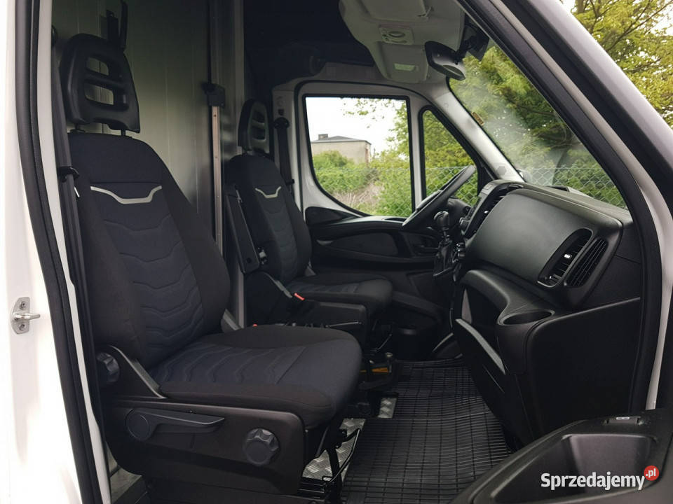 Iveco Daily KONTENER NISKOPODŁOGOWY 444x223x242 Poręba