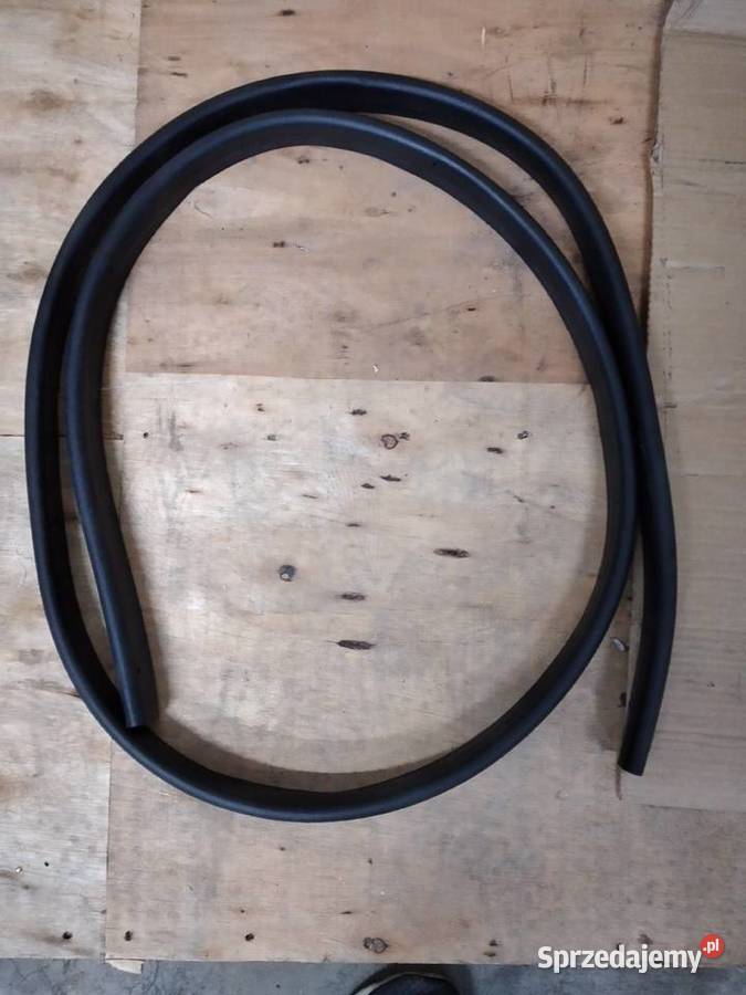 USZCZELKA KLAPY TYŁ MERCEDES GL W166 1666970251 Pozostałe Mietków