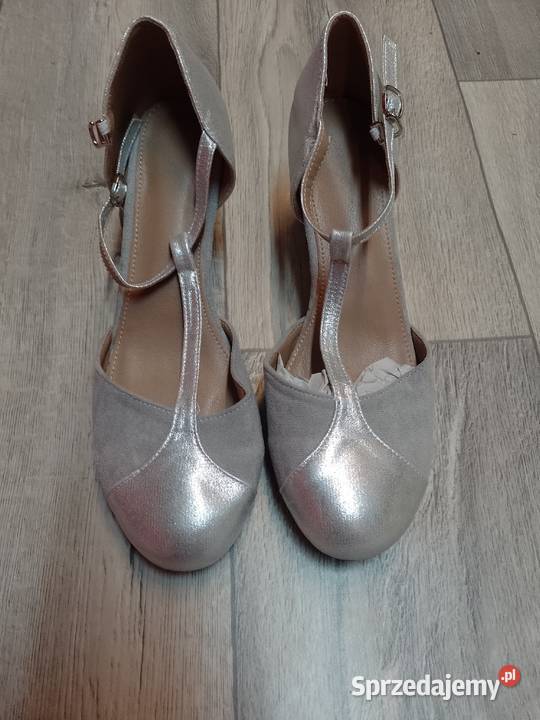 43 Szare srebrne Czółenka wieczorowe z zapięciem 28cm Kraków