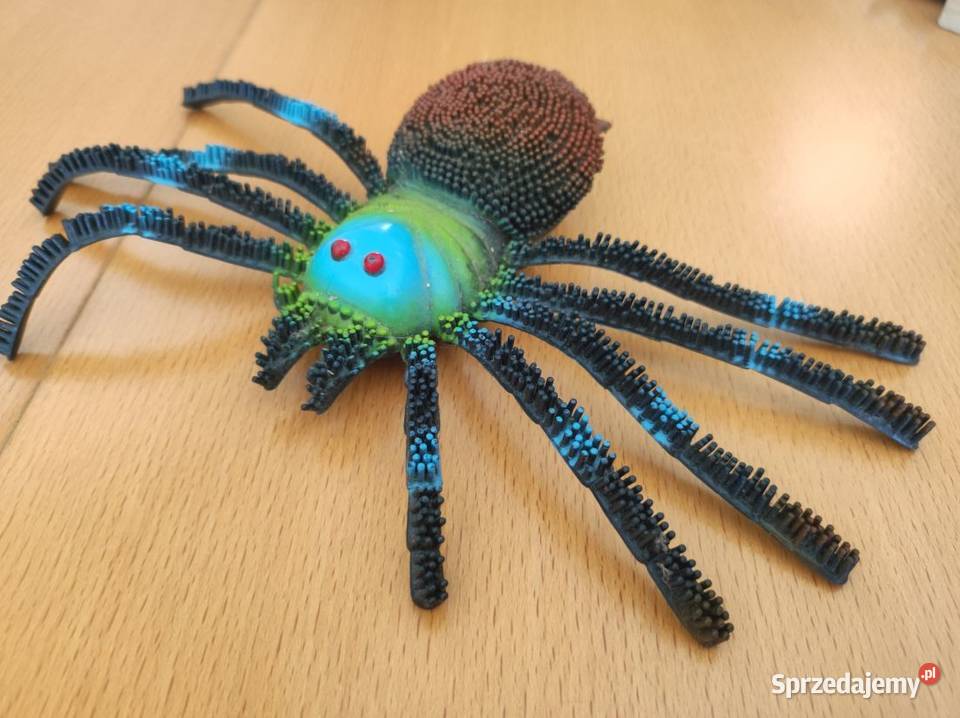 Duża Figurka pająk tarantula gumowy włochaty