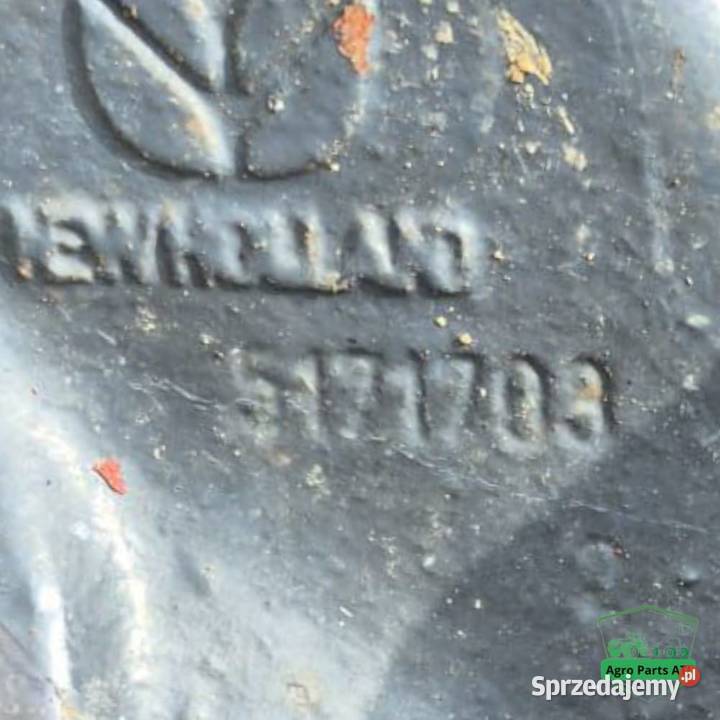 Zwolnica Zwrotnica Półoś CNH 5136925 Holland Ciechanowiec