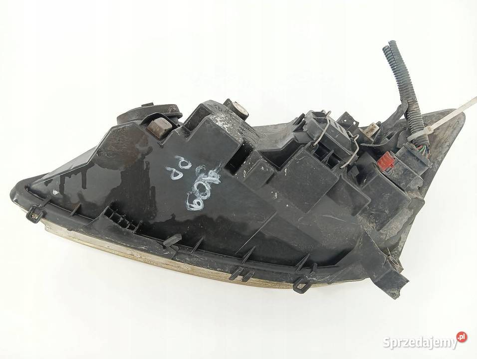 LAMPA PRZÓD PRAWA PRZÓD 89006309 Toyota Corolla osobowe