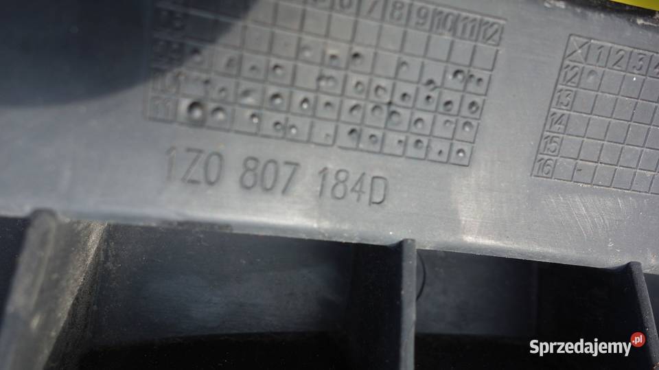 SKODSSKODA OCTAVIA II LIFT MOCOWANIE LAMPY ŚLIZG Ruda Śląska sprzedam