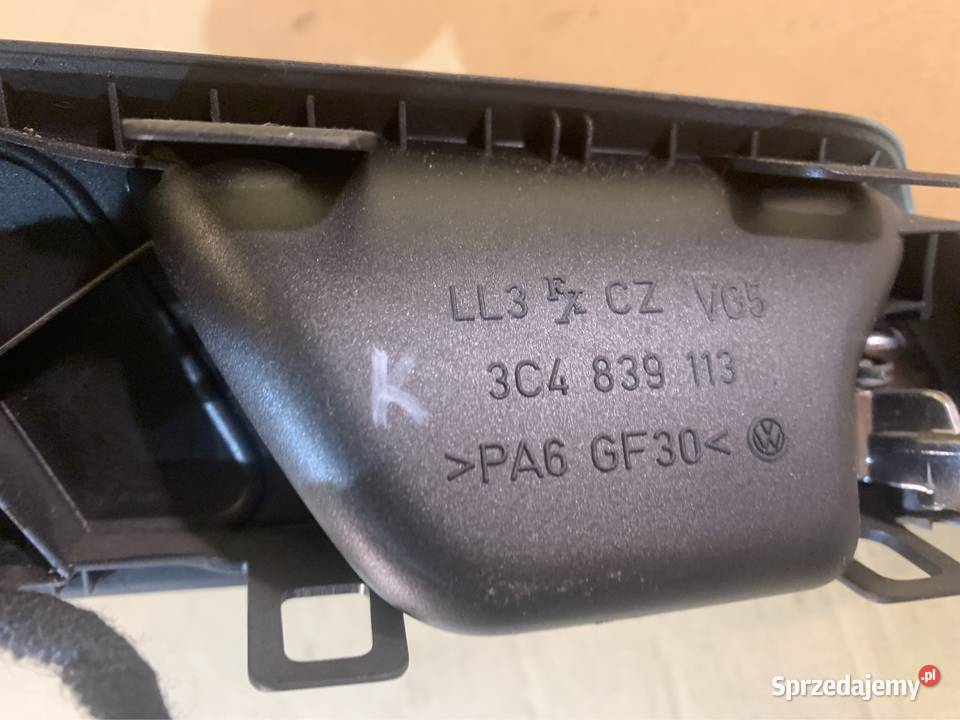 Klamka lewa wewnętrzna 3C4839113 vw passat b6 Szczecin sprzedam