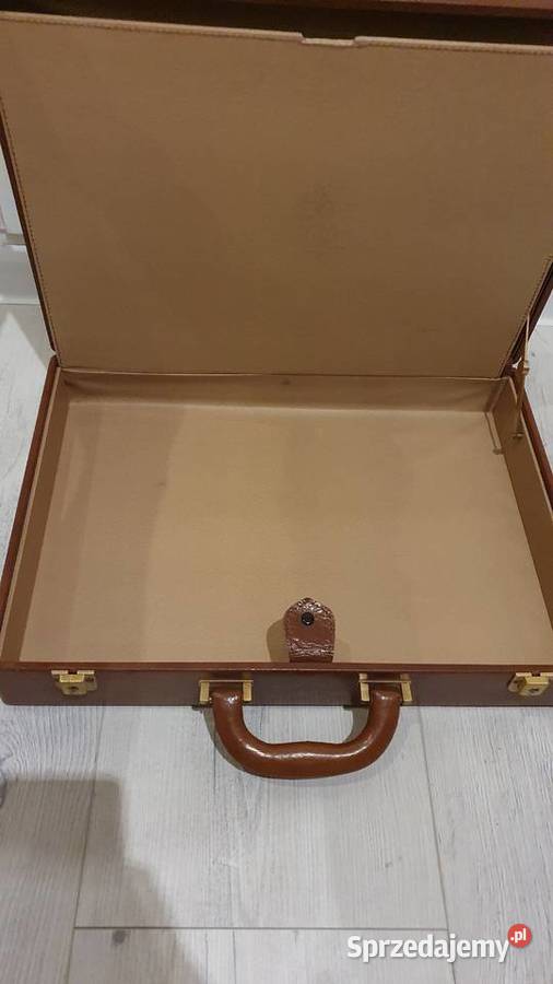 Walizka skórzana 45x33x10