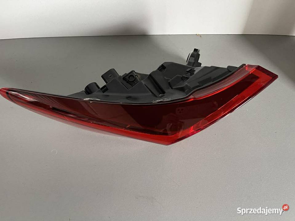 CUPRA FORMENTOR LIFT VZ LEWA LAMPA TYŁ Ostroróg