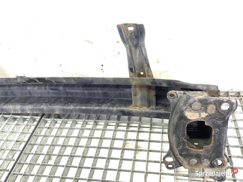 BELKA ZDERZAKA PRZÓD VW PASSAT B6 0511