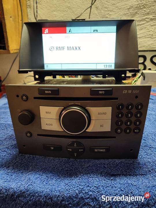 Radio CD 70 Navi z wyświetlaczem CID kolorowym Włocławek