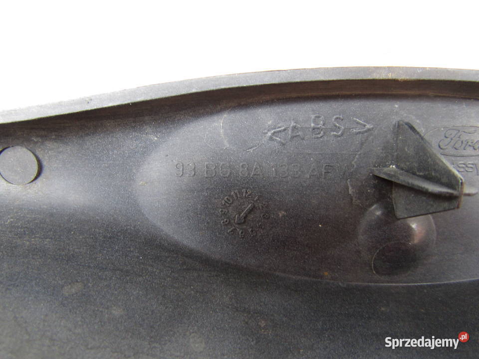 ATRAPAGRILL FORD MONDEO MK1 1993r93BG8A133AFW Mysłaków