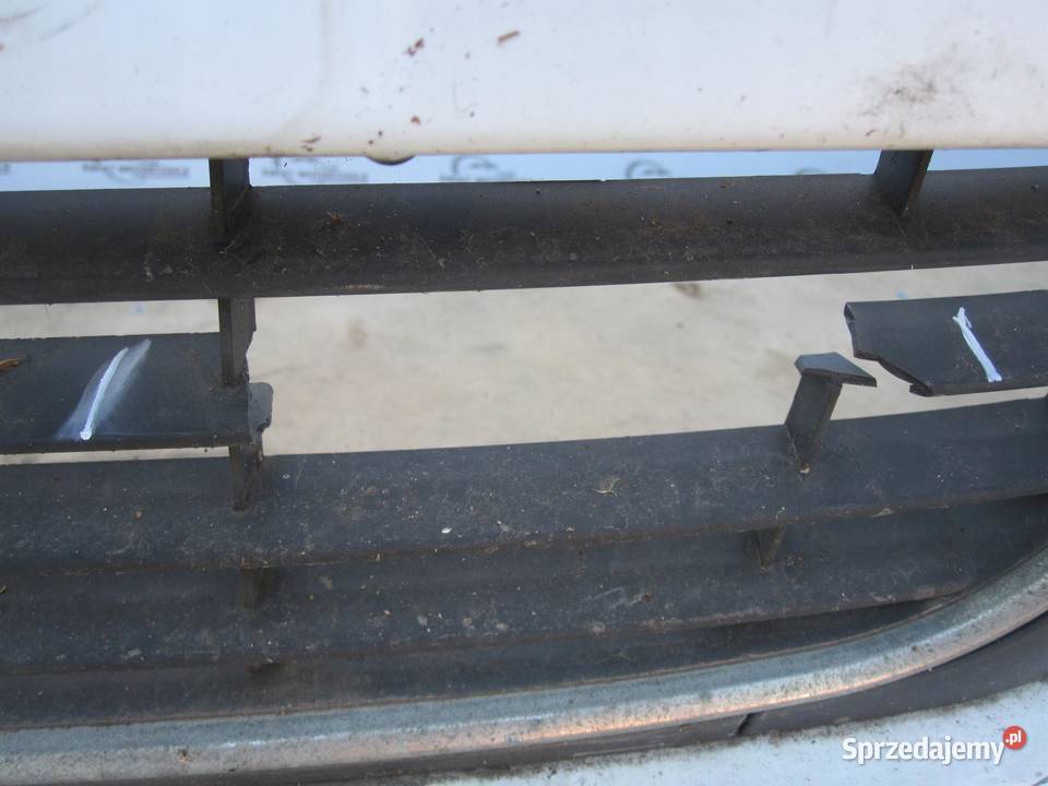 VW GOLF VI 12r zderzak przód osobowe