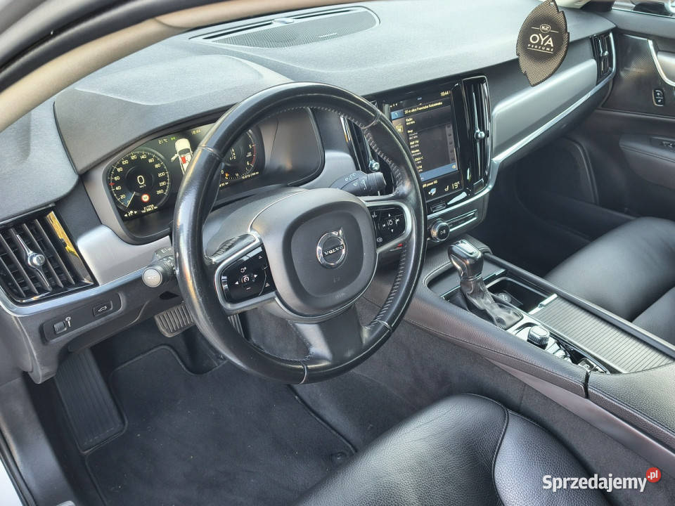 Volvo V90 20d 150 Business Servis ASO V90 Mysłowice