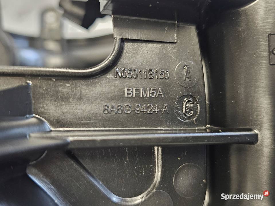 FORD FIESTA 125 B SNJA 82 17r kolektor ssący