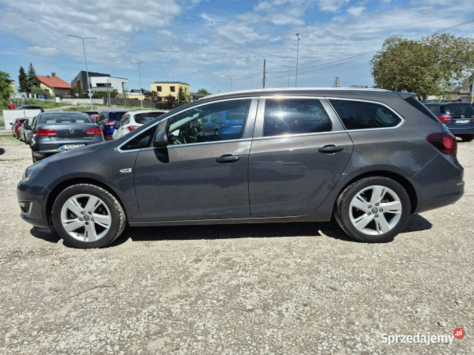 Opel Astra Salon Full wersja 180 Model 2014 J Samochody osobowe Bydgoszcz