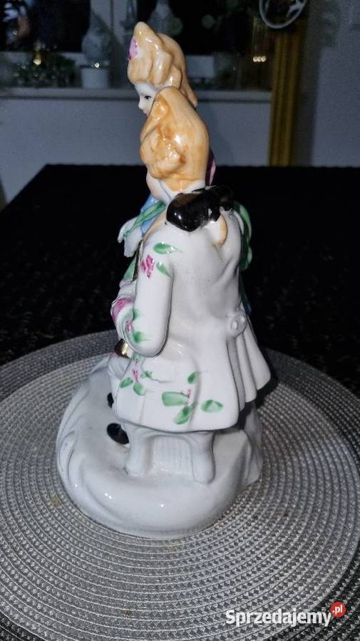 Figurka Porcelanowa Para Królewska wielkopolskie sprzedam