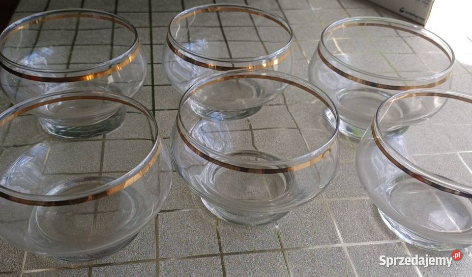 42 częściowy zestaw PRL vintage z złoceniem Porcelana i szkło Kowary sprzedam