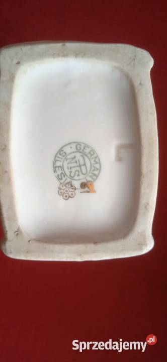 Stary porcelanowy dzbanek do oleju sygnatuta Świdnica