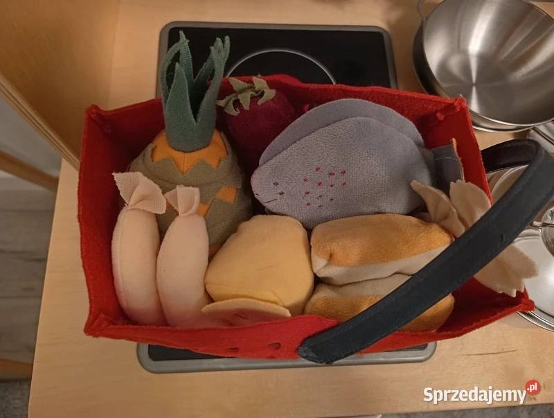 Kuchnia Ikea Duktig ze 120 akcesoriami