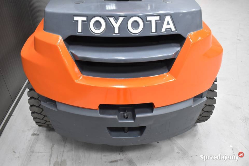 Wóżek WIdłowy TOYOTA 408FD70N 7000 udzwigu Czechy
