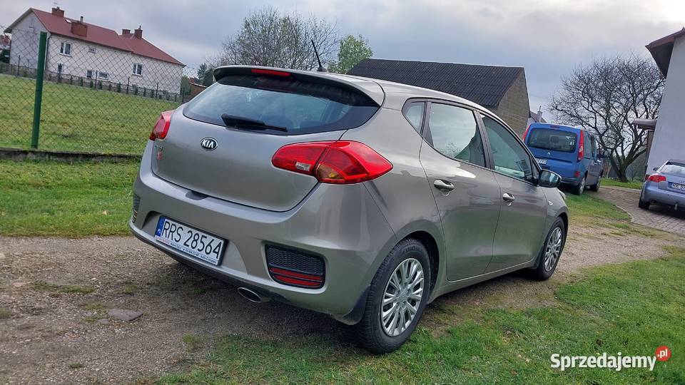 Sprzedam Kia Ceed 2017r kupiony w Polsce