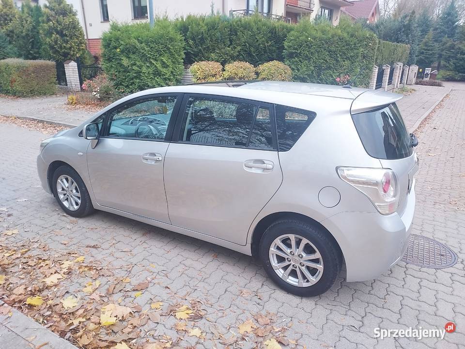 TOYOTA VERSO LIFT 16 benzyna bezwypadkowa