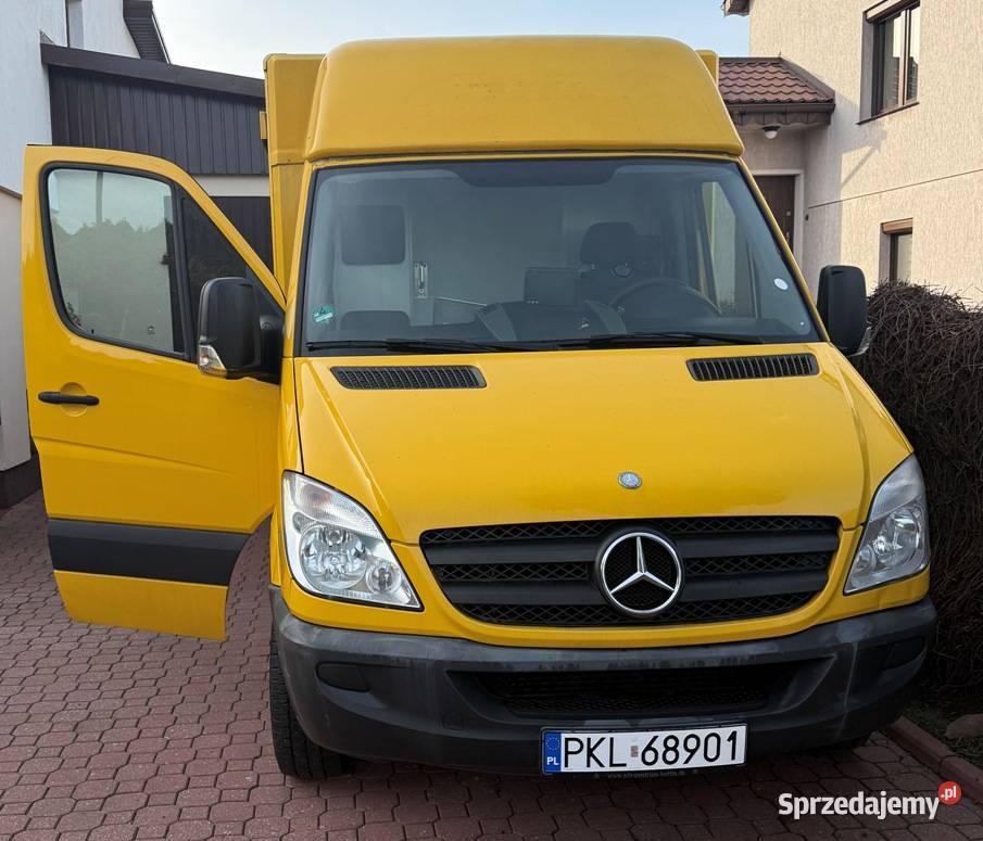 Do sprzedaży Mercedes Sprinter 310 CDI Kontener 95KM sprzedam
