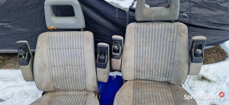 VW T3 Multivan fotele z podłokietnikami Części samochodowe