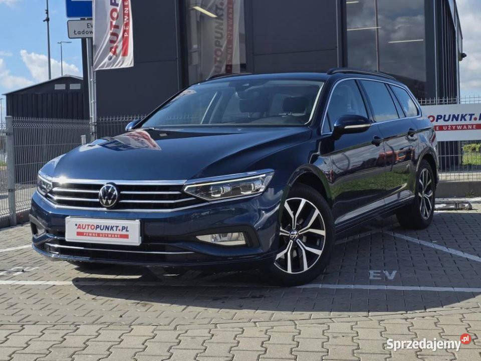 Volkswagen Passat 2023r niski przebieg Poznań sprzedam
