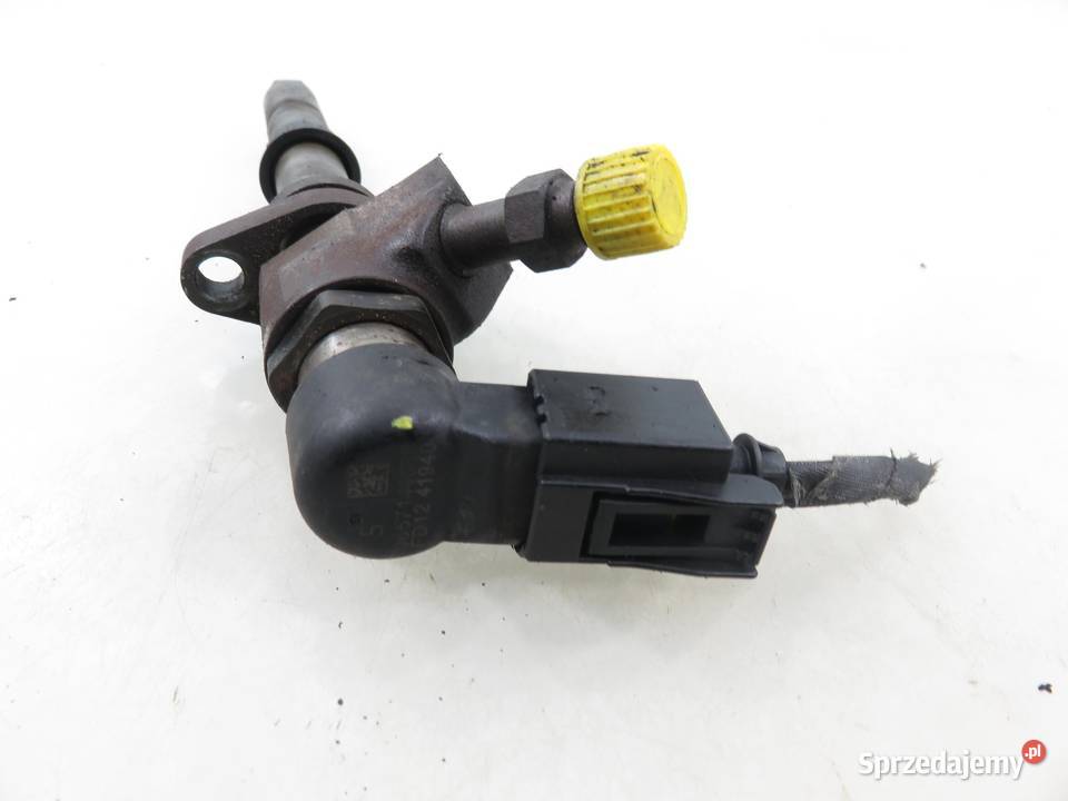 WTRYSKIWACZ FORD FOCUS MK2 20 TDCi 9657144580