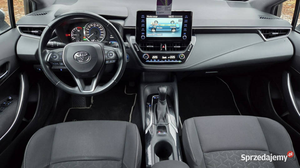 Toyota Corolla 18 HSD FVat 23 Ast Parkowani 1800cm3 Otwock Mały sprzedam