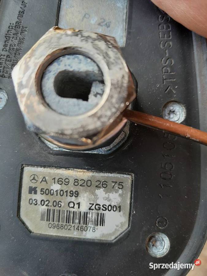 MERCEDES W169 W245 ANTENA DACHOWA A1698202675