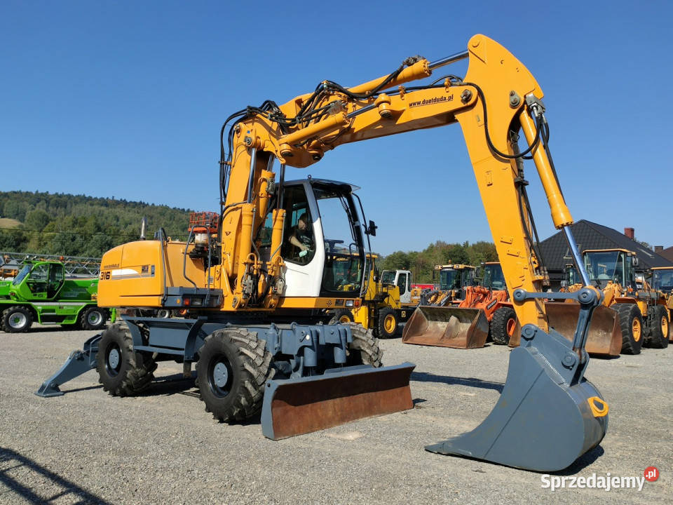 kołowa Liebherr A316 Zadbana w Pełni Sprawna Koparki świętokrzyskie Widełki