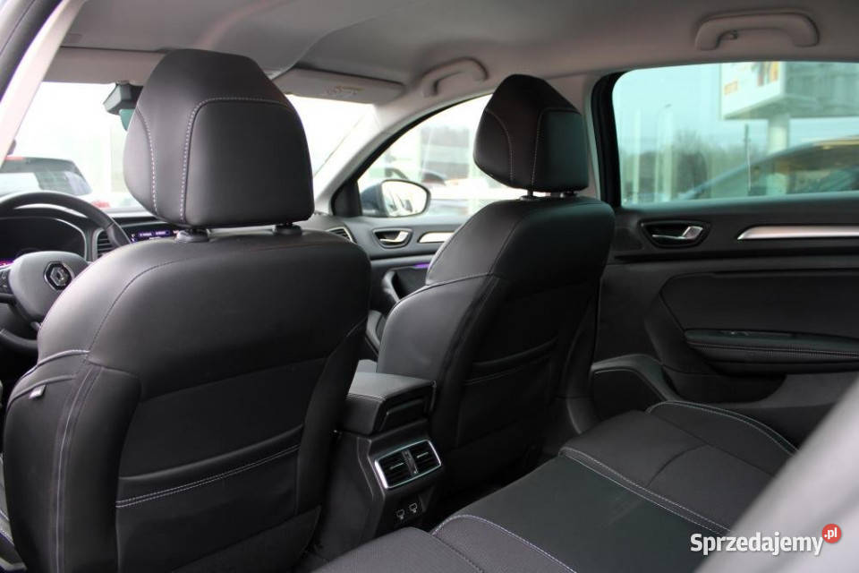 Renault Megane 2024r salon gwarancja pakiet nieuszkodzony Megane małopolskie Kraków