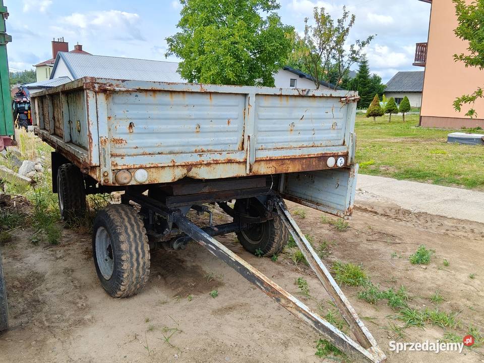 Przyczepa rolnicza AUTOSAN D732 nieuszkodzony Markowa