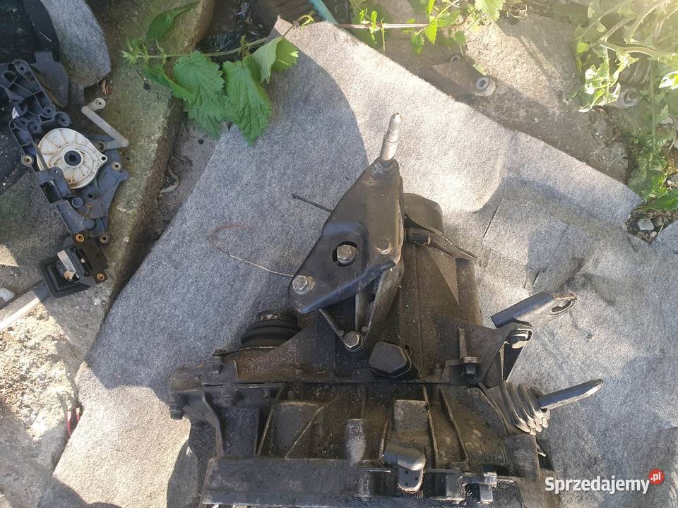 Skrzynia biegów Renault Megane Scenic Clio 19 D sprzedam