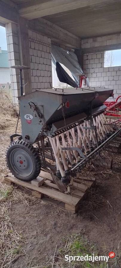 Siewnik Poznaniak 3m Siewniki i sadzarki Waśniów sprzedam