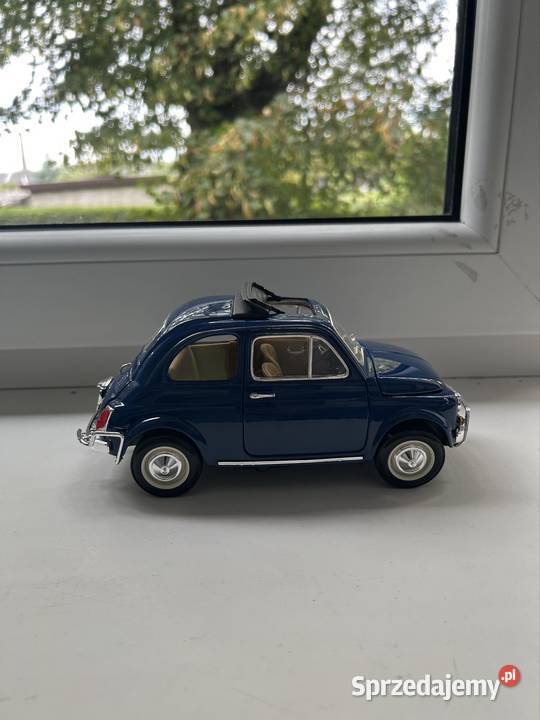 Bburago Fiat 500L 1968 Model samochodu w skali sprzedam