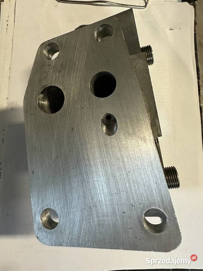 PODSTAWA FILTRA OLEJU 4CYL 64900300 83005509 Siedlce