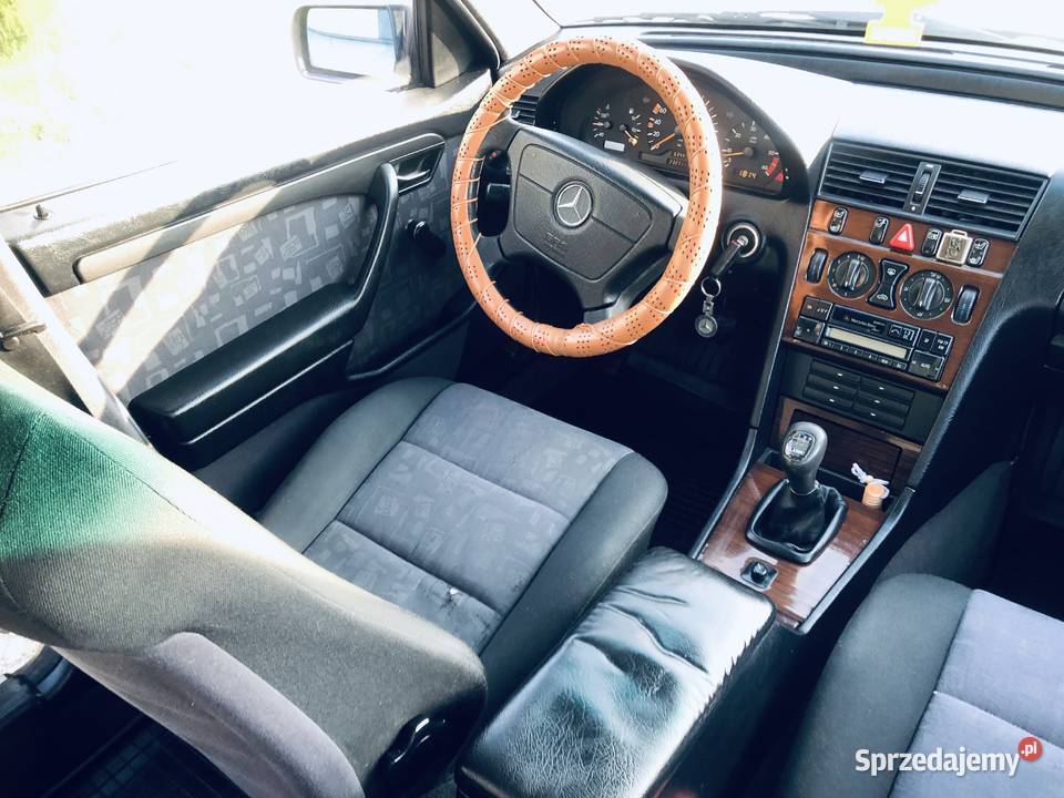 MercedesBenz C220 D W202 22 DIESEL Sedan Przeworsk