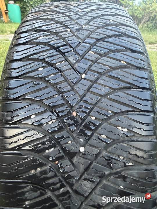 Felgi aluminiowe Renault 17 z oponami sprzedam