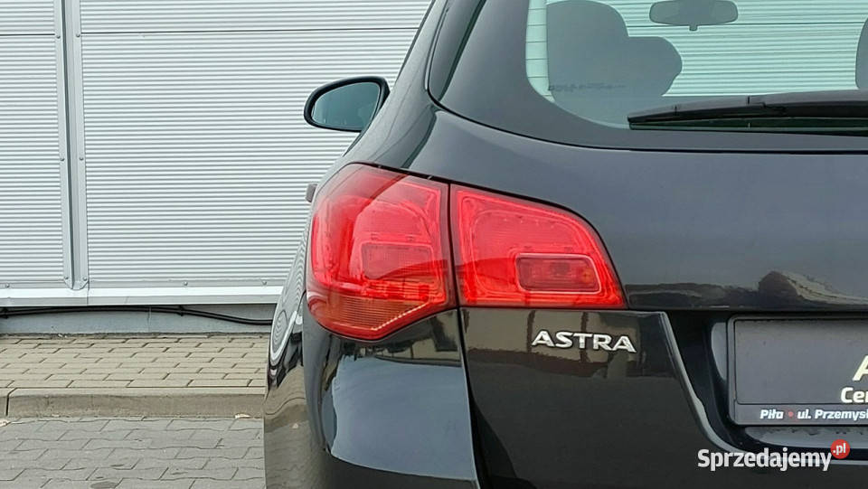 Opel Astra 16D 110 BezwypadekOryginalny Lakier2 Kombi Motoryzacja