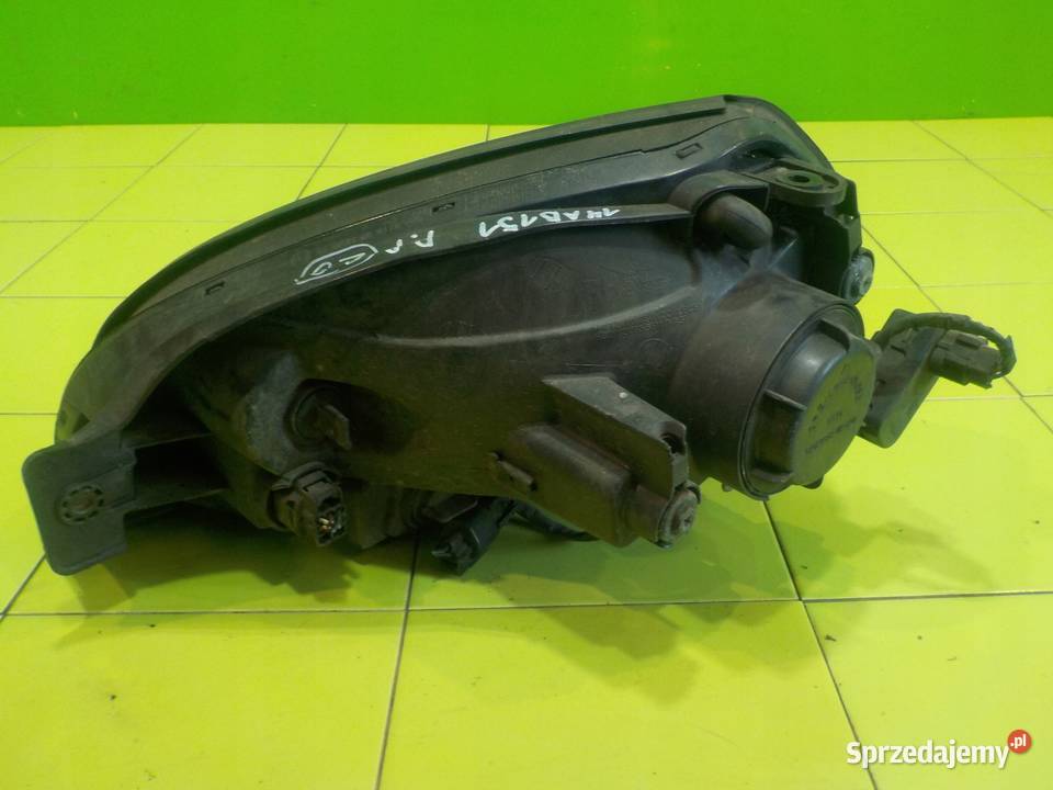 HYUNDAI TUCSON I LIFT 20 CRDI 10r 5D lampa prawa Suków