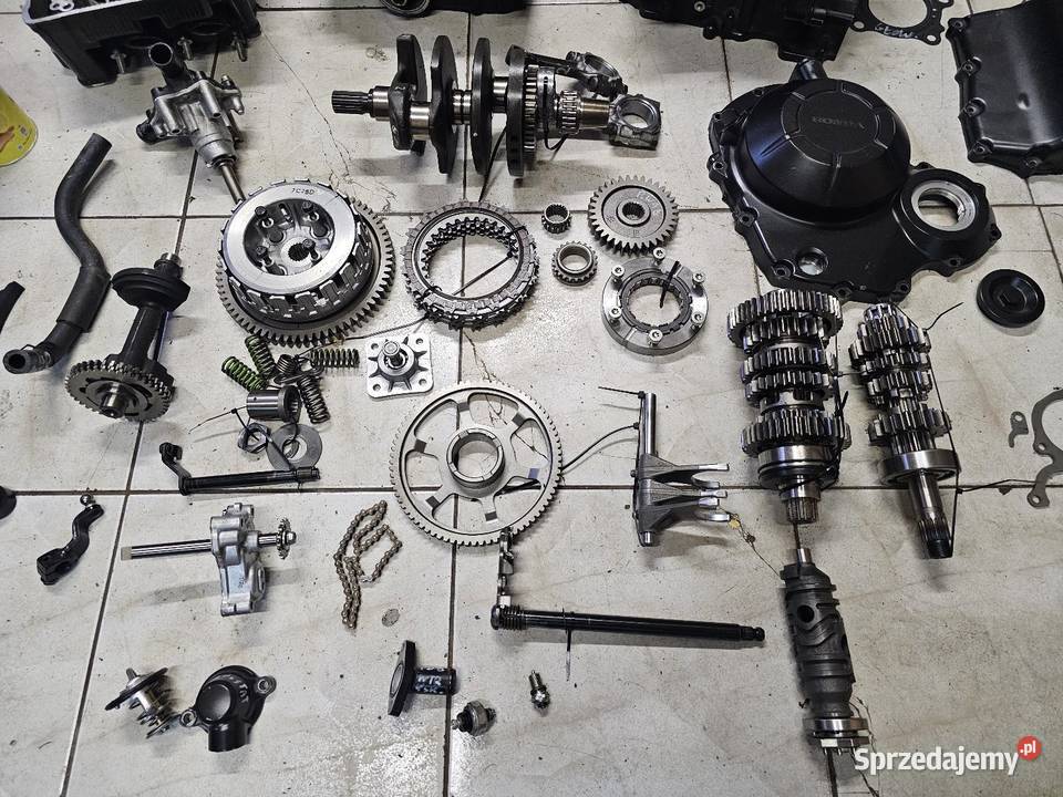 Honda Rebel 500 silnik części CMX 500 wał Jelenia Góra