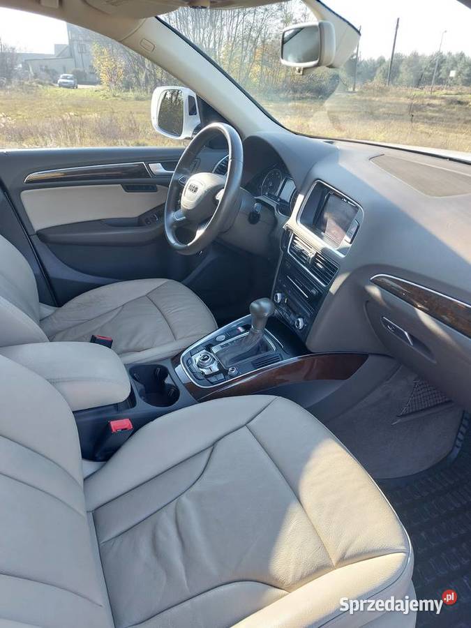 Audi Q5 20 TFSI Quattro gniazdo AUX Drezdenko