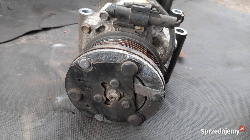 kompresor klimatyzacji sprężarka Ford Fiesta mk6