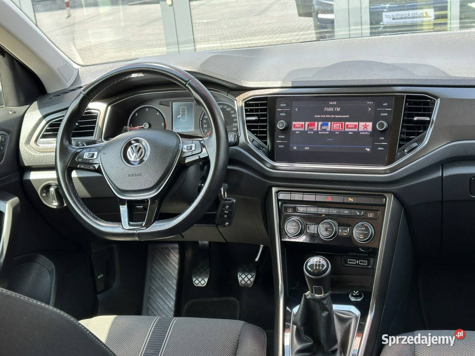 Volkswagen TRoc Grzane fotele Lane Assist relingi dachowe opolskie Kąty Opolskie