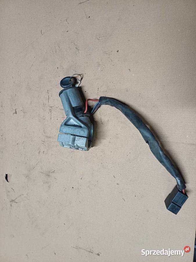 Stacyjka Fiat 126p 125p FSO Polonez Wysyłka łódzkie sprzedam