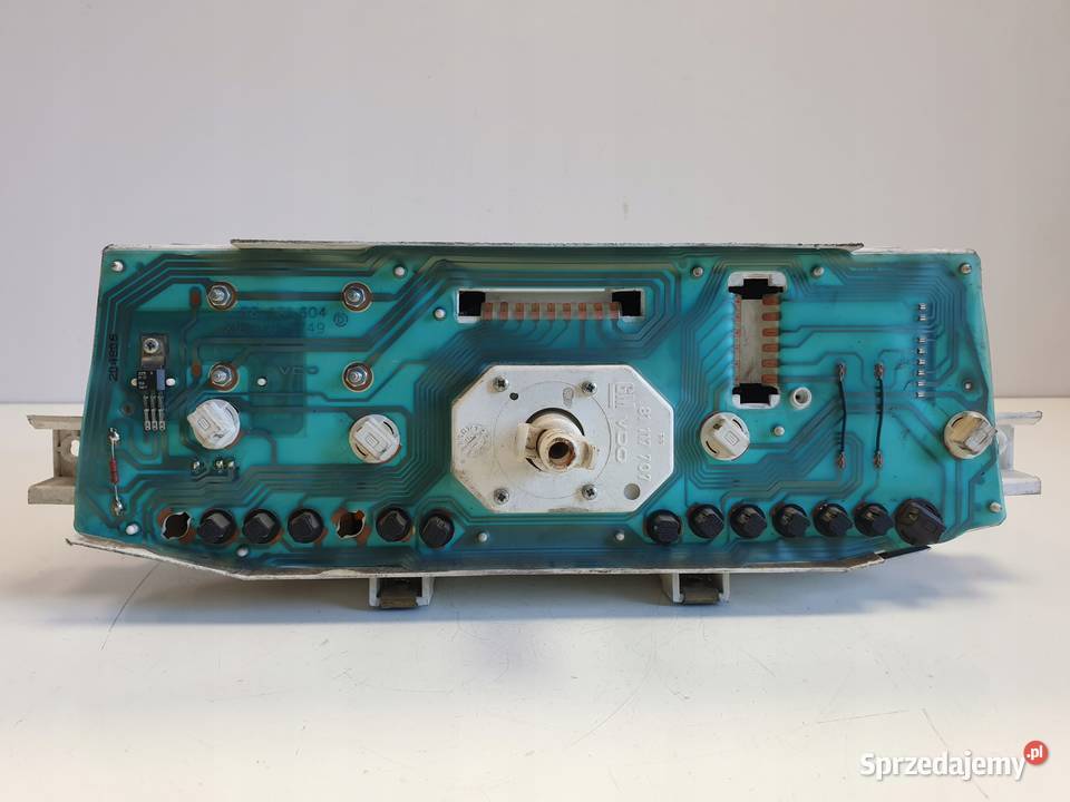 Opel Frontera A 20 LICZNIK ZEGARY 88481604 Wyposażenie wnętrza Rudka