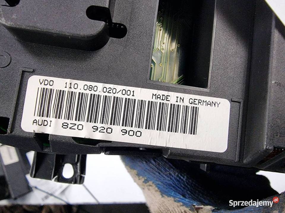 LICZNIK ZEGAR AUDI A2 8Z0920900 Lipno